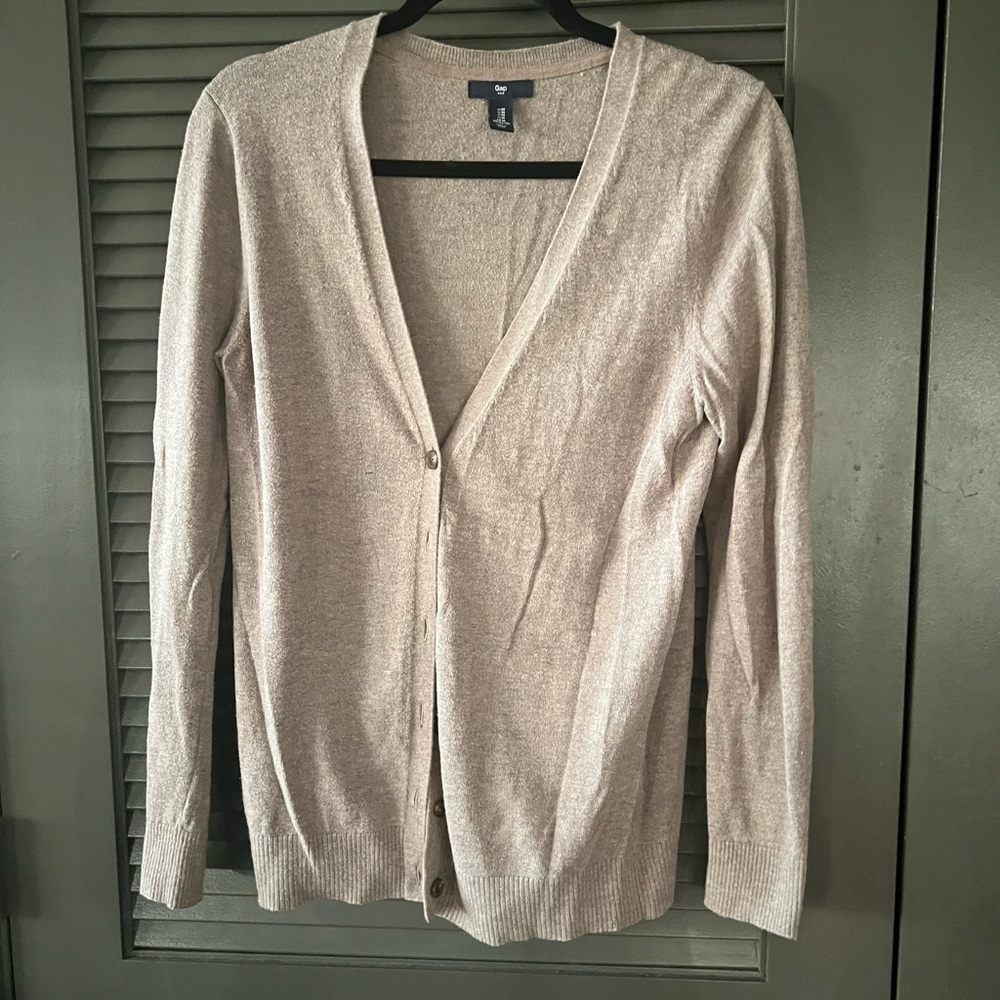 GAP Light Tan Women's Cardigan Sweater